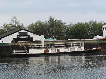Sabrina - on the Gloucester & Shaprness canal again May 2019