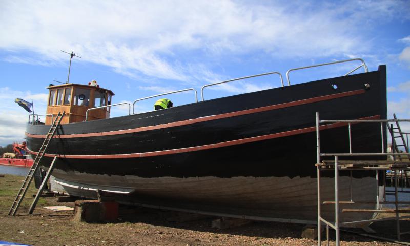 Willdora - hull being painted