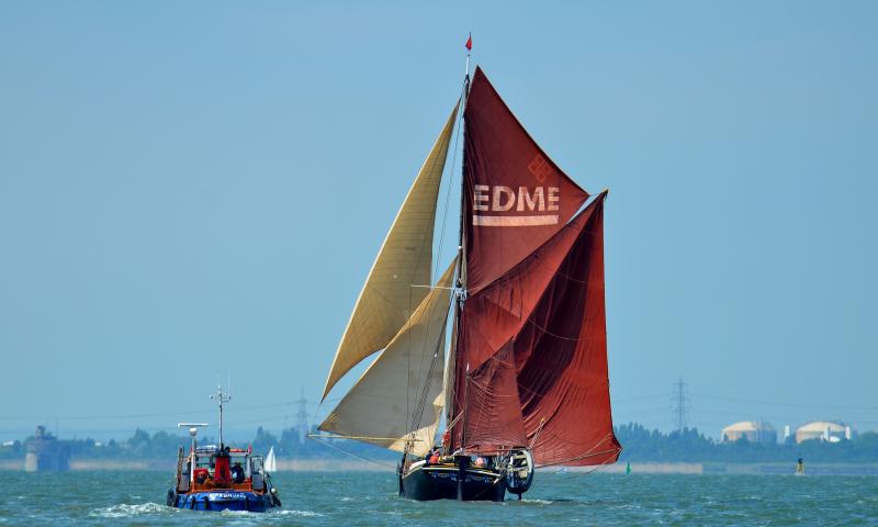 Edme in full sail
