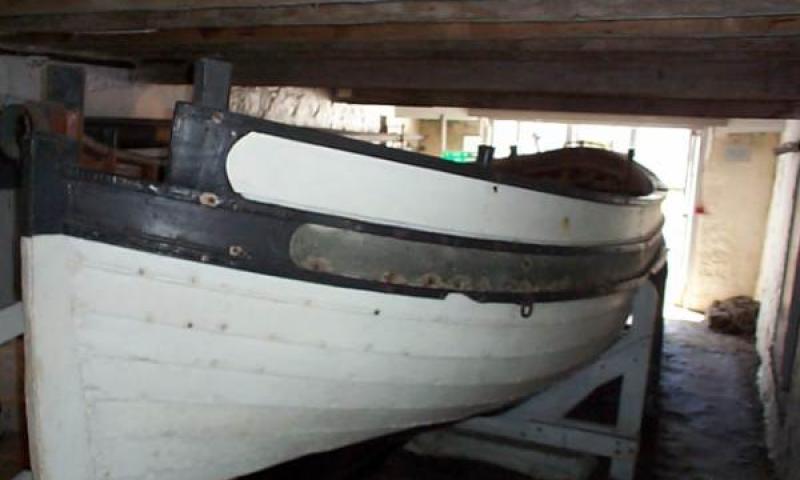 PEGGY - port bow looking aft (whole vessel).