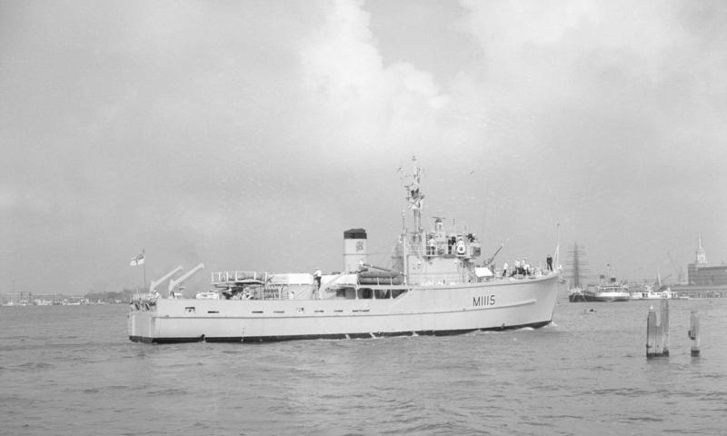 HMS Bronington under way in Portsmouth harbour