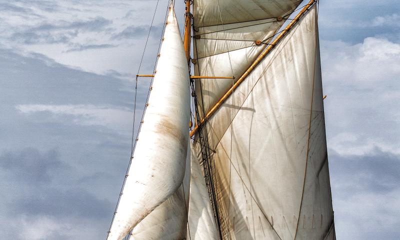 Bessie Ellen in sail