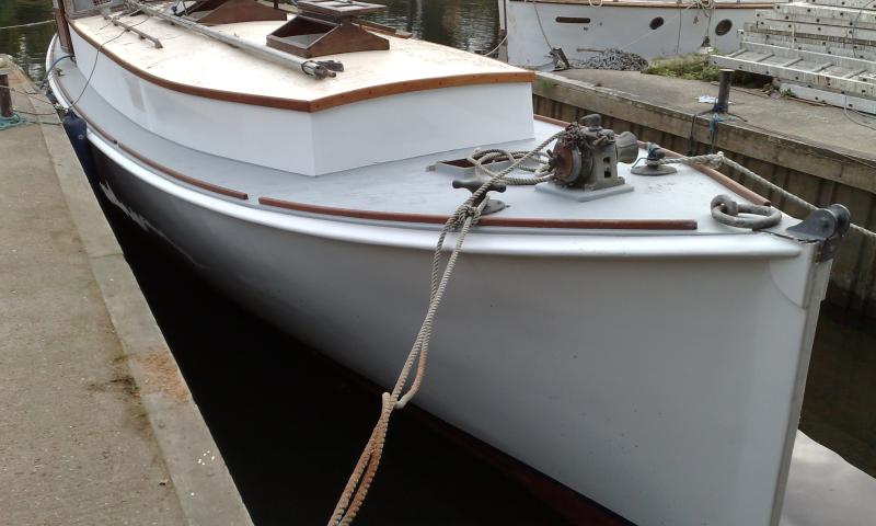 starboard side bow view