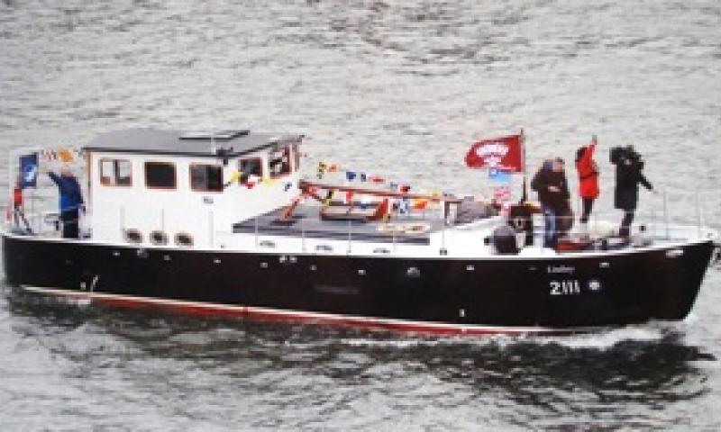 Lindsey 2111 - taking part in the Queen's Diamond Jubilee Pageant