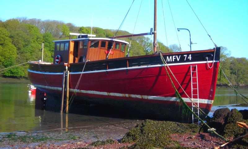MFV 74 - starboard side