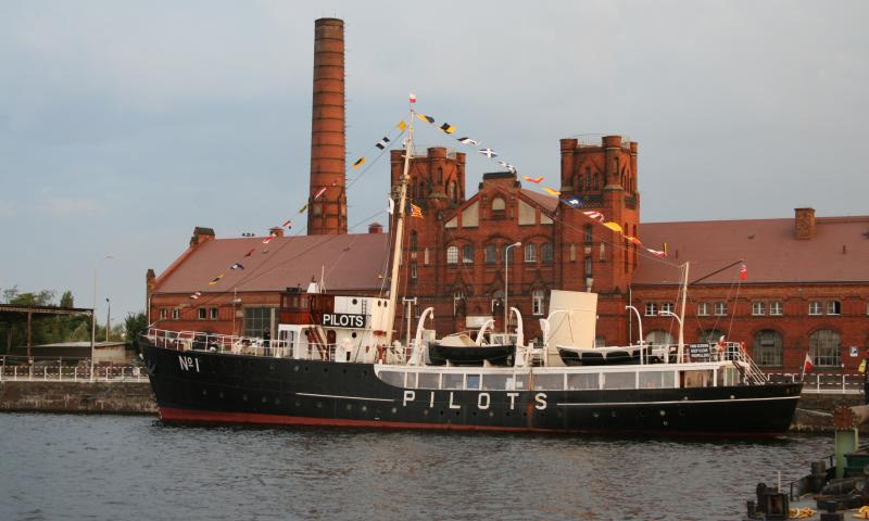 THPV Bembridge in port, 2014
