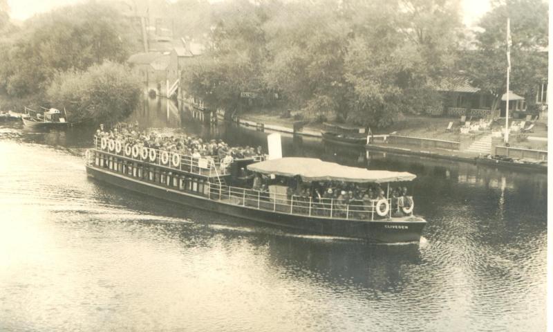 Cliveden under way with a load of passengers