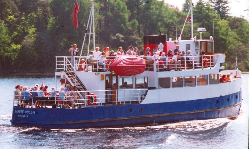 Jacobite Queen on Loch Ness.
Starboard quarter.