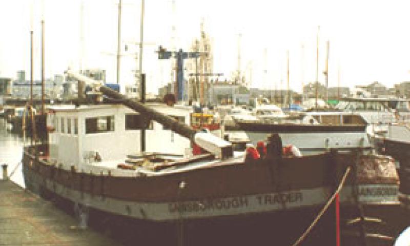 GAINSBOROUGH TRADER - bow from starboard side looking aft.