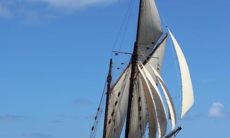 Irene sailing, starboard side view