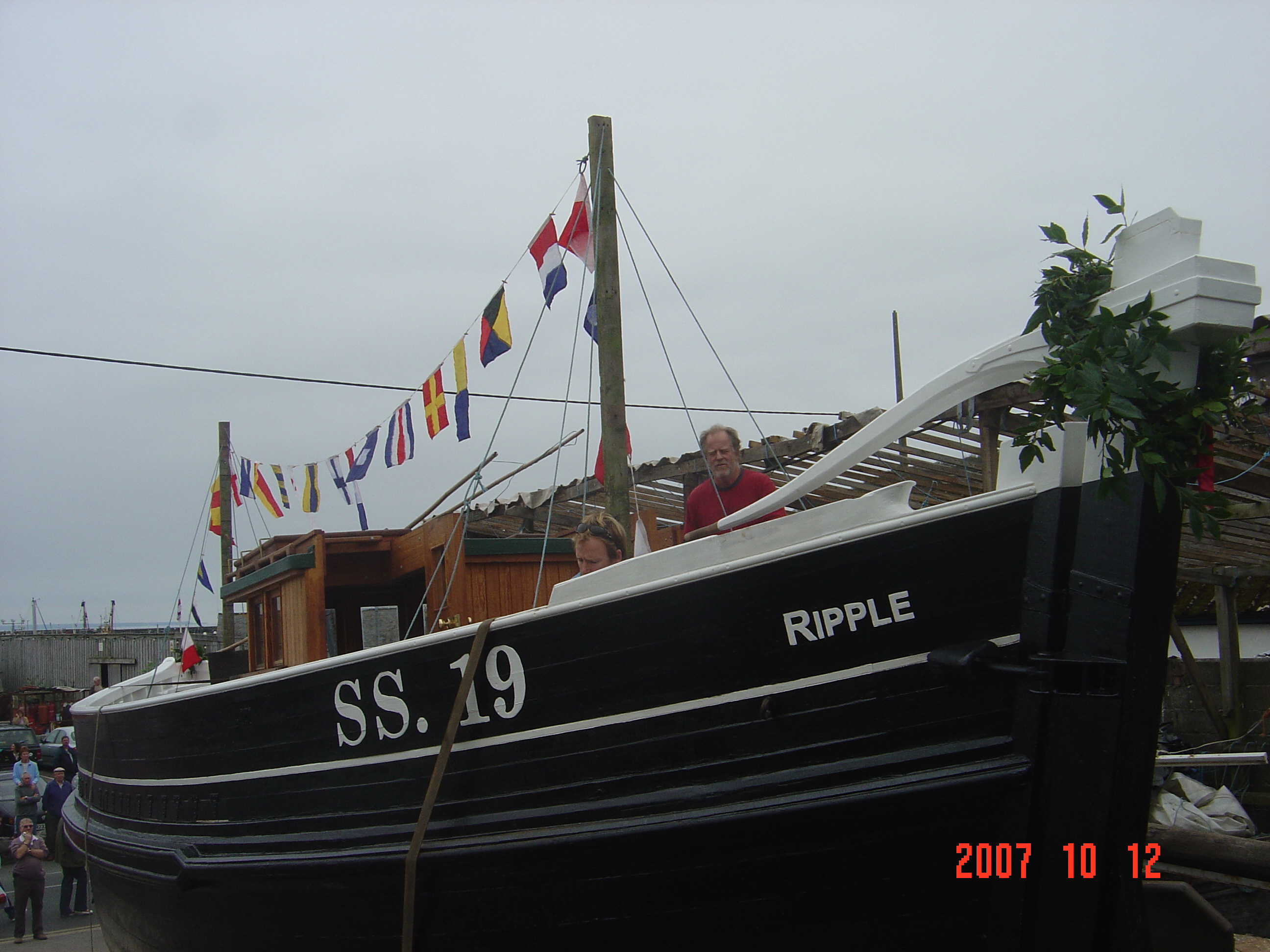 Ship Model Hull Ripple