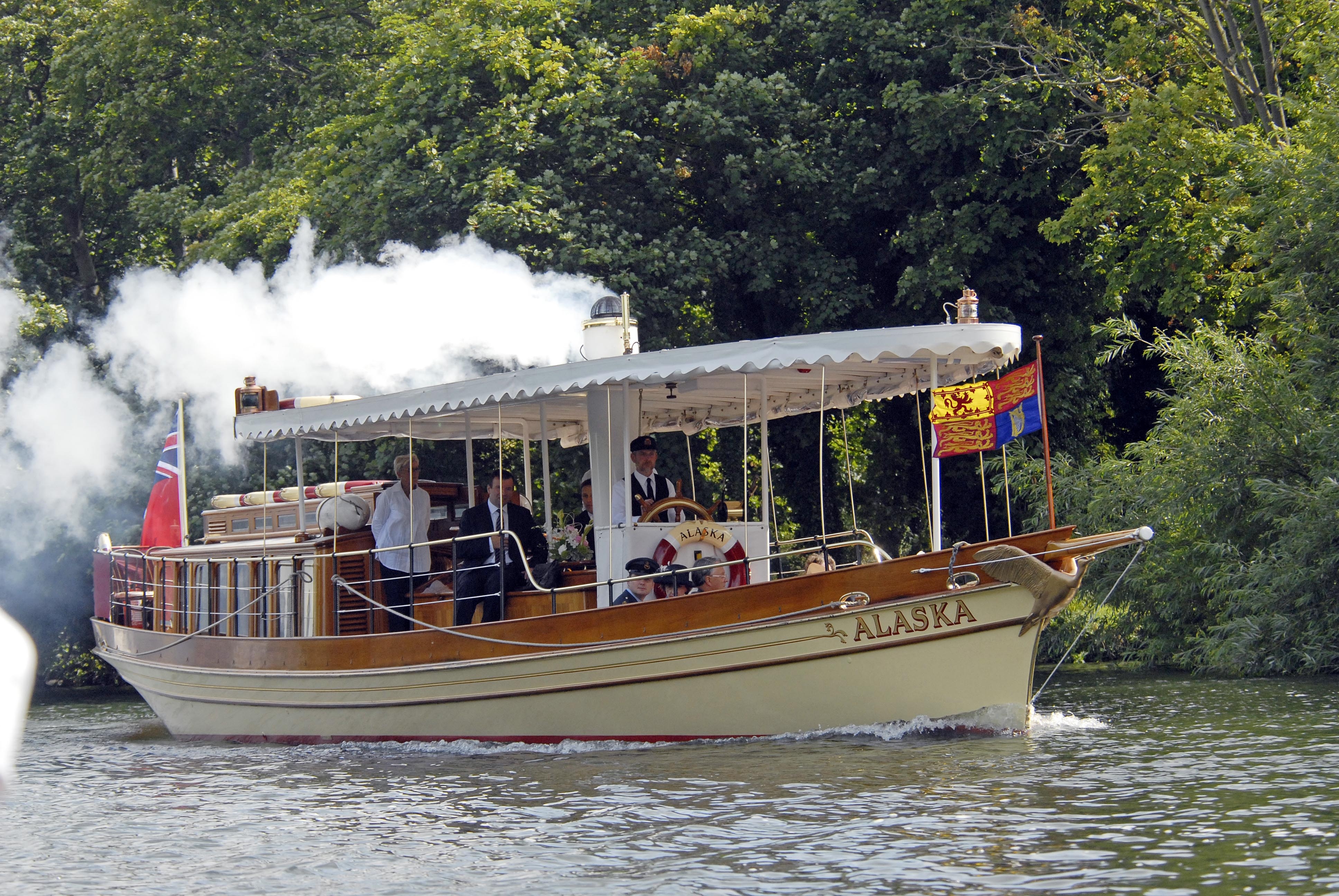 A steam boat for фото 13