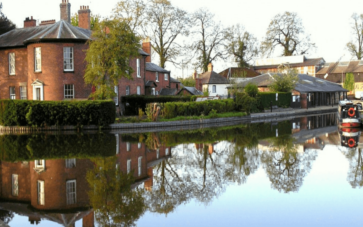 Ellesmere yard view