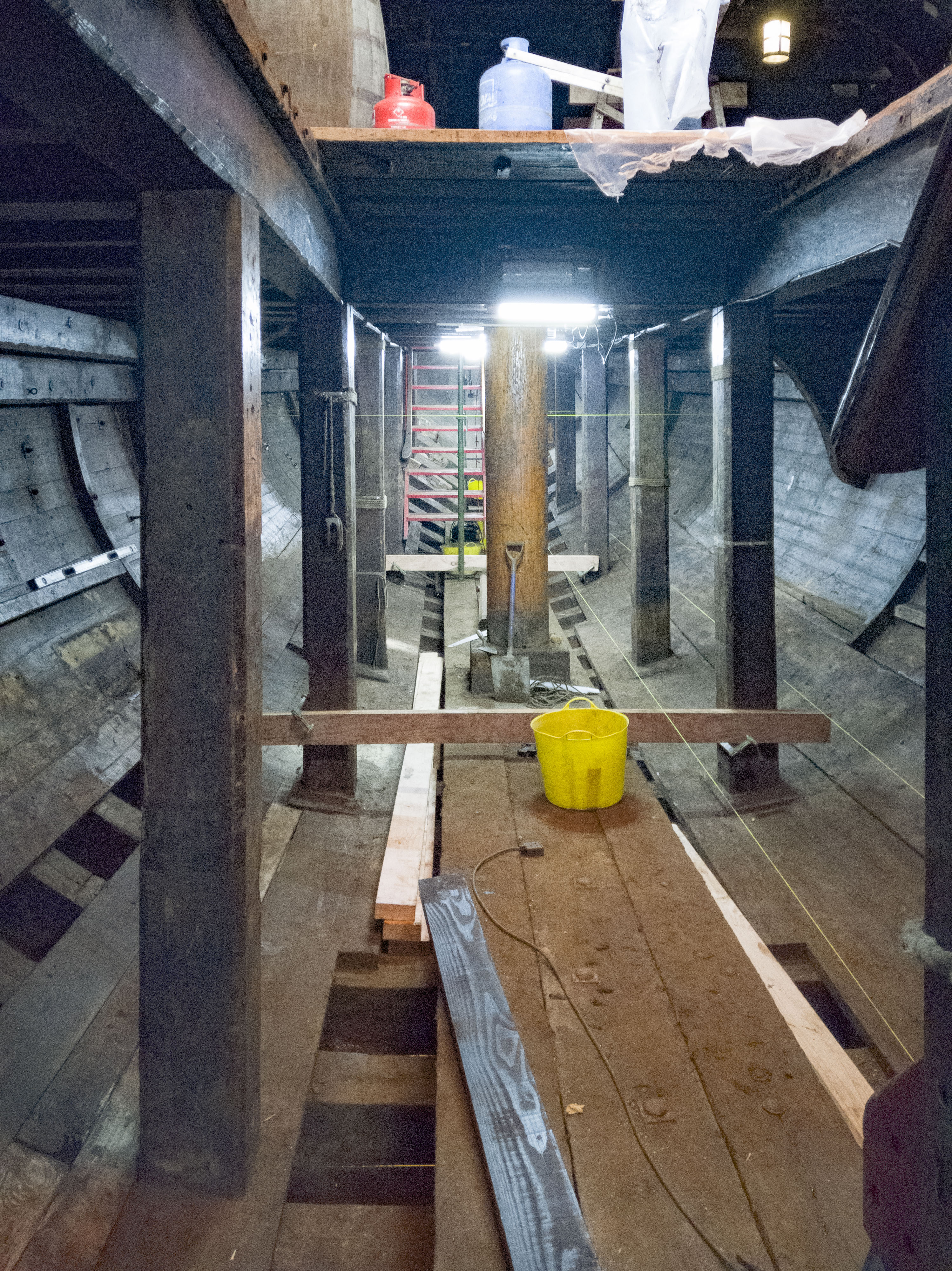 Golden Hinde - Hold Refit (c) The Golden Hinde