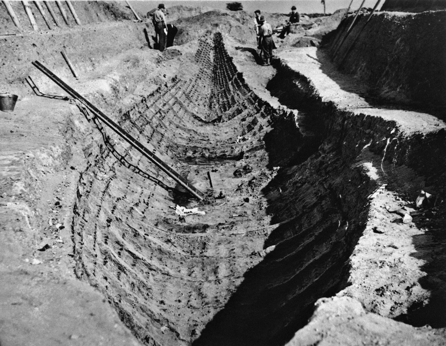 The Sutton Hoo Ship excavation 1939 (c) Trustees of the British Museum