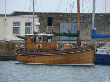 Earraid - starboard view