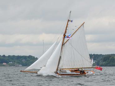 Riva - under sail