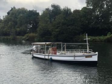 MV Jeff on the Thames