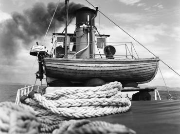 Steaming Down the Sound of Jura by J Downey