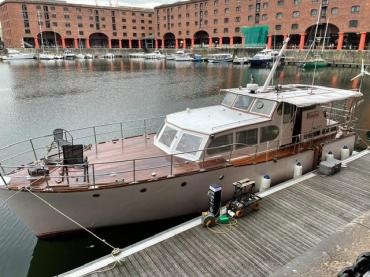 Kiamara moored alongside a pontoon, bowview