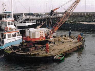 GRAB No 1 - at work in Blyth Harbour. Stern from starboard quarter looking forward.