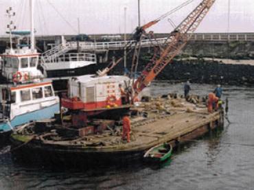 GRAB No 1 - at work in Blyth Harbour. Stern from starboard quarter looking forward.