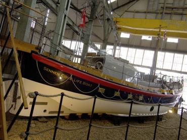 Susan Ashley - stern looking forwards