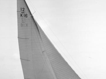 Flica - under sail