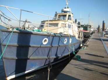 Tiza moored