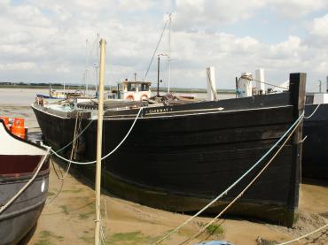 Glenway - starboard bow, Essex