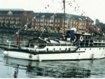 CAPRELLA under way - starboard side