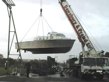 RSL 1667 being lifted - starboard side view