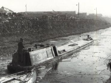 Spey under way - starboard quarter