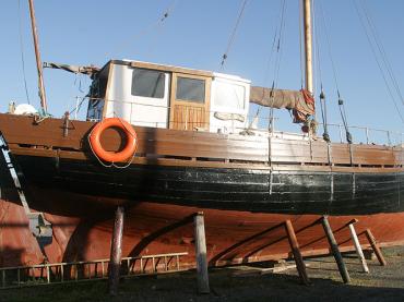 starboard side view