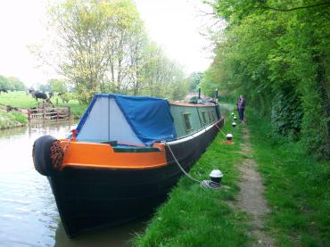 LINNET port bow
