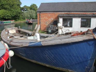 starboard bow view
