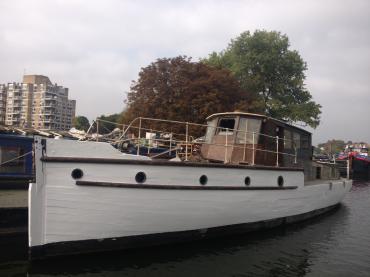 Fairstar moored