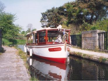 Ratho Princess - starboard bow