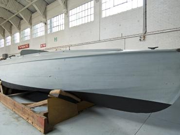 CMB 4 - starboard bow