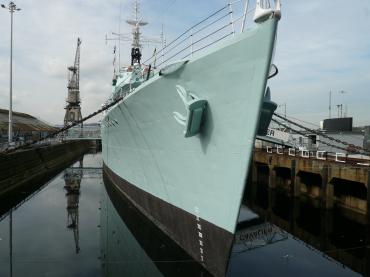 HMS Cavalier - bow