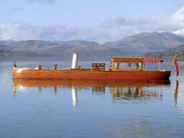 Osprey under way - port side