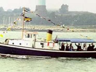 PINMILL - underway, port side.
