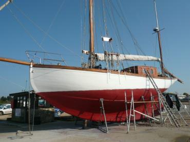 Iseult being worked on