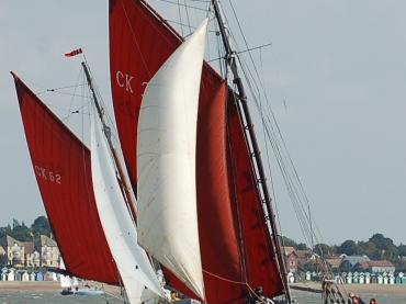 Sunbeam racing - bow looking aft