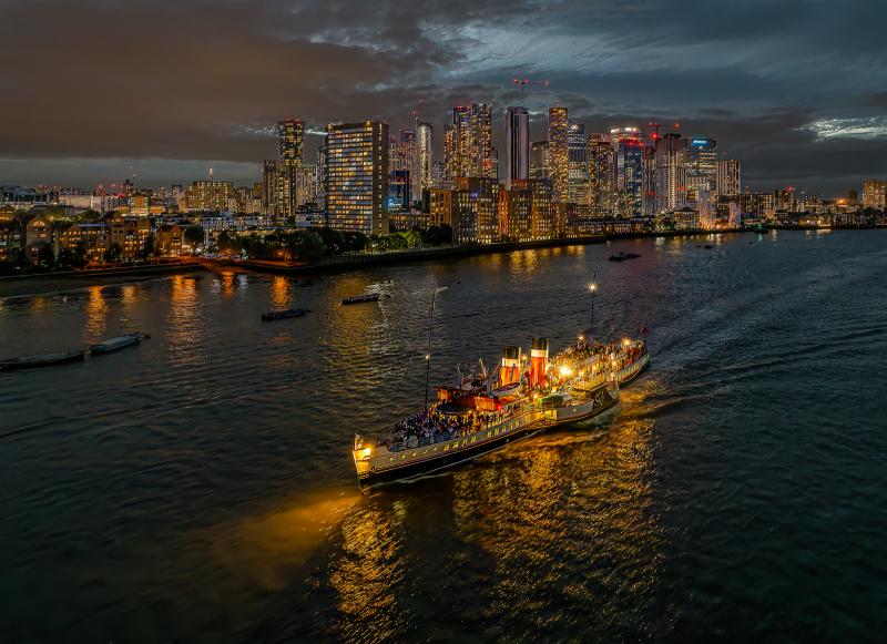 Waverley at Canary Wharf by Mark Dillen