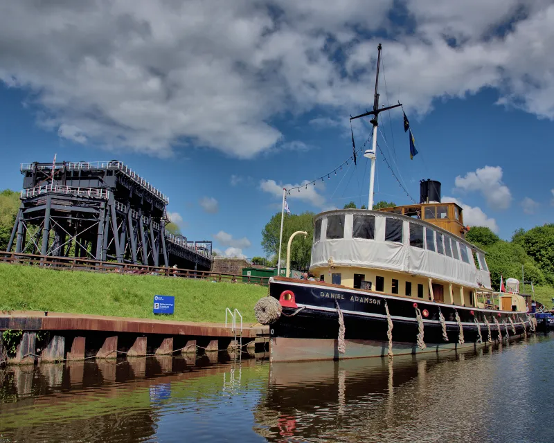 Daniel Adamson berthed at the Anderton Lift by Kev Maslin