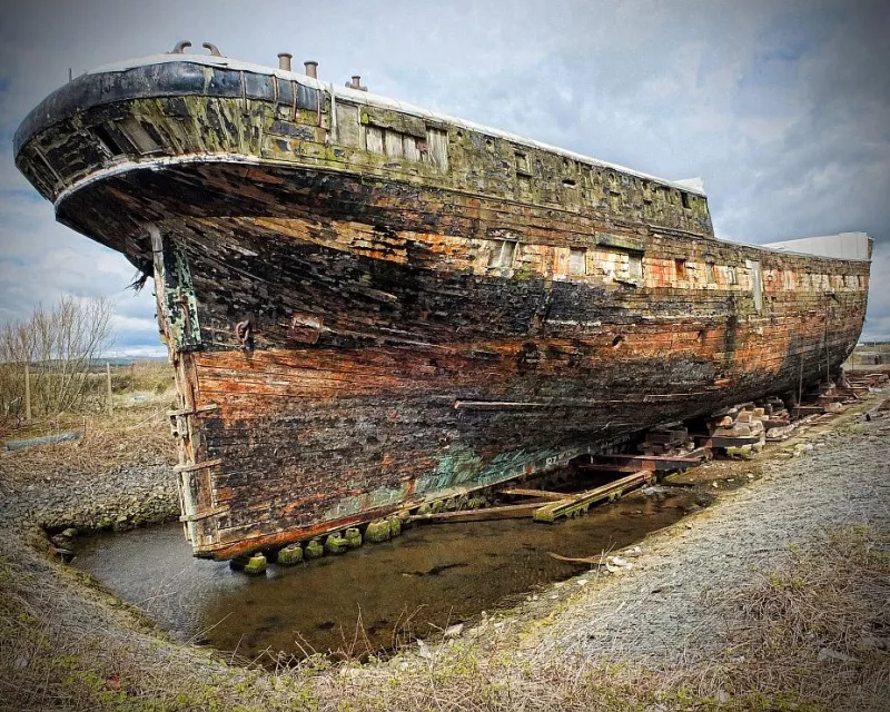 City of Adelaide by Alan Kempster