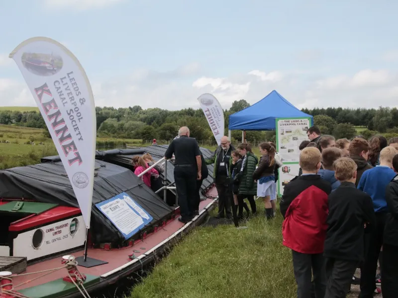 Friends of Kennet welcoming guests on board