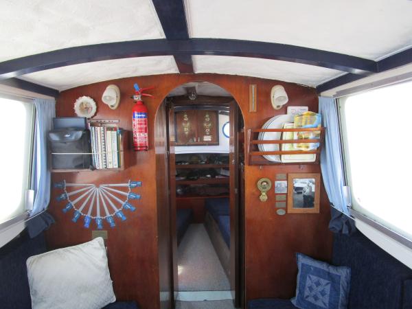 Jemima interior