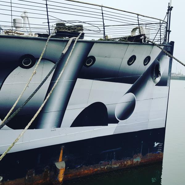 HMS President 2020 bow